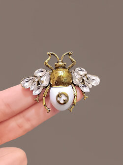 เข็มกลัด เข็มกลัดสวยๆ เข็มกลัดติดเสื้อ Brooch