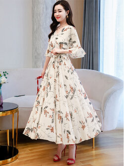 ชุดเดรสทำงาน