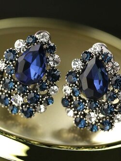 ต่างหู ตุ้มหูแฟชั่น By LingLady