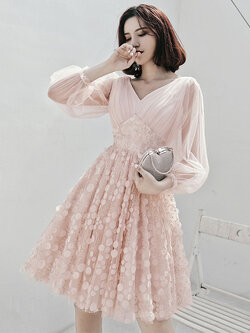 ชุดราตรี ชุดราตรีสวยหรู แบบ ทันสมัย Evening dress