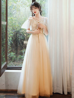 ชุดราตรี ชุดราตรีสวยหรู แบบ ทันสมัย Evening dress