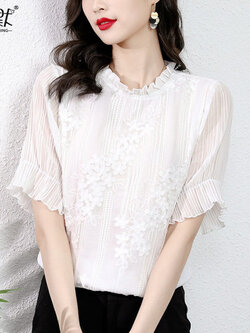 เสื้อลูกไม้ แขนสั้น