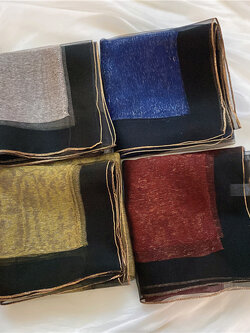 ผ้าพันคอ ผ้าคลุมไหล่