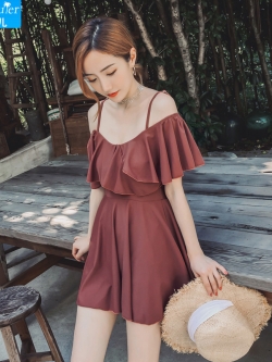 ชุดว่ายน้ำผู้หญิง ชุดว่ายน้ำแฟชั่น ชุดว่ายน้ำบิกินี่ ชุดว่ายน้ำเต็มตัว คอลเลคชั่นใหม่