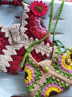 Bancrochet กระเป๋าถักโครเชต์ดอกทานตะวัน crochet bag หลากสี 8*9 inch