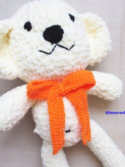 Bancrochet ตุ๊กตาหมีถักโครเชต์ Crochet Bear เหลืองครีม 11 นิ้ว