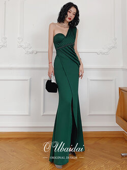 ชุดราตรี ชุดราตรีสวยหรู แบบ ทันสมัย Evening dress