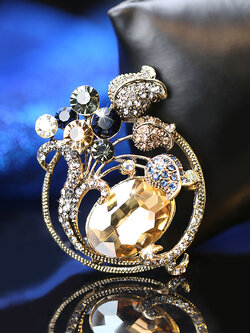 เข็มกลัด เข็มกลัดสวยๆ เข็มกลัดติดเสื้อ Brooch
