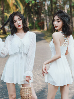 ชุดว่ายน้ำผู้หญิง ชุดว่ายน้ำน่ารัก Bikini ชุดไปทะเล