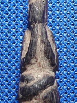 พระปิดตาไม้แกะหลวงพ่อขริก วัดสาวชะโงก