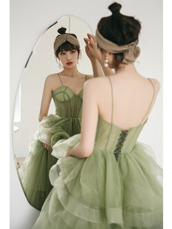 ชุดราตรี ชุดราตรีสวยหรู แบบ ทันสมัย Evening dress