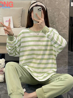 ชุดนอนผู้หญิง