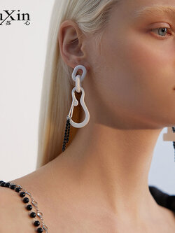 ตุ้มหู ต่างหู ต่างหูผู้หญิง By SuXin