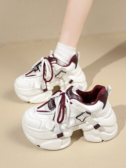 รองเท้าผ้าใบเสริมส้นสูง ไซต์35-39 สนใจทักแชท ฟรีค่าส่ง!