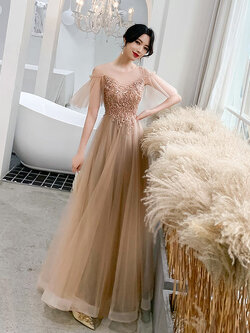 ชุดราตรี ชุดราตรีสวยหรู แบบ ทันสมัย Evening dress