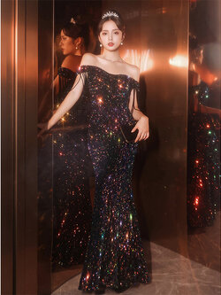 ชุดราตรี ชุดราตรีสวยหรู แบบ ทันสมัย Evening dress