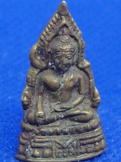 หลวงพ่อเพชร วัดท่าหลวง