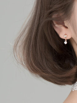 ต่างหู ตุ้มหูแฟชั่น