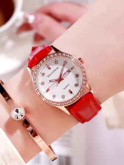 นาฬิกาข้อมือผู้หญิง