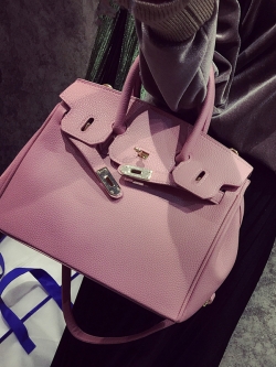 กระเป๋าสะพายข้างผู้หญิง facebook