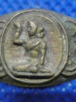 แหวนนางกวักหลวงพ่ออิ่ม