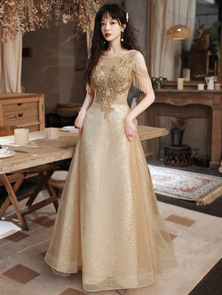 ชุดราตรี ชุดออกงาน ดีไซน์หรู แบรนด์ Angel