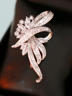 เข็มกลัด เข็มกลัดสวยๆ เข็มกลัดติดเสื้อ Brooch
