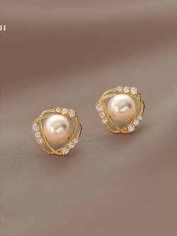 ต่างหู ตุ้มหูแฟชั่น