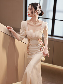 ชุดราตรี ชุดราตรีสวยหรู แบบ ทันสมัย Evening dress