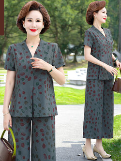 เสื้อผ้าคุณแม่วัย 60 เสื้อคนแก่ผู้หญิงวัย60