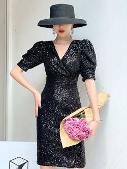 ชุดราตรี ชุดราตรีสวยหรู แบบ ทันสมัย Evening dress