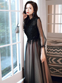 ชุดราตรี ชุดออกงาน ดีไซน์หรู Designer Dresses