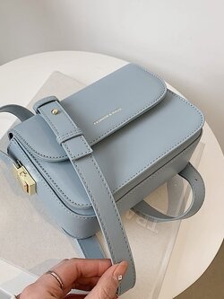 กระเป๋าสะพายข้างผู้หญิง กระเป๋าสะพายข้างใบเล็ก By Cocoa bags