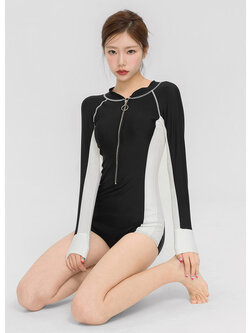 ชุดว่ายน้ำผู้หญิง ชุดว่ายน้ำน่ารัก Bikini ชุดไปทะเล