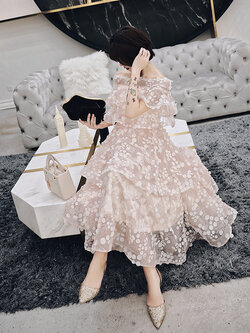 ชุดราตรี ชุดราตรีสวยหรู แบบ ทันสมัย Evening dress