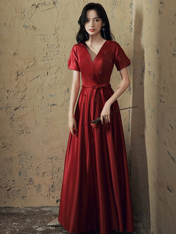 ชุดราตรี ชุดราตรีสวยหรู แบบ ทันสมัย Evening dress