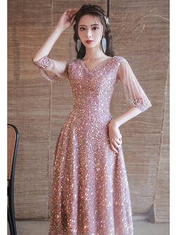 ชุดราตรี ชุดราตรีสวยหรู แบบ ทันสมัย Evening dress