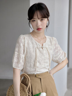 เสื้อลูกไม้ แขนสั้น