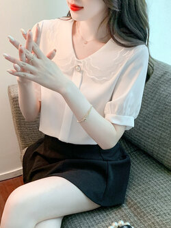 เสื้อลูกไม้ แขนสั้น