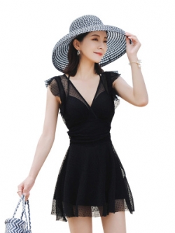 ชุดว่ายน้ำผู้หญิง ชุดว่ายน้ำแฟชั่น ชุดว่ายน้ำบิกินี่ ชุดว่ายน้ำเต็มตัว คอลเลคชั่นใหม่