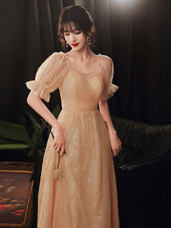 ชุดราตรี ชุดราตรีสวยหรู แบบ ทันสมัย Evening dress