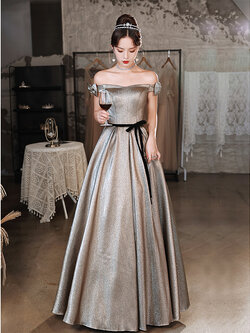 ชุดราตรี ชุดราตรีสวยหรู แบบ ทันสมัย Evening dress