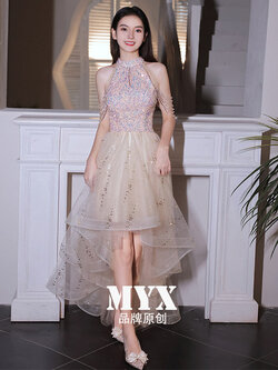 ชุดราตรี ชุดราตรีสวยหรู แบบ ทันสมัย Evening dress