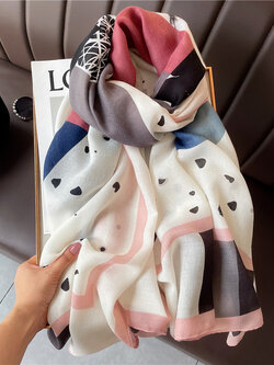 ผ้าพันคอ ผ้าคลุมไหล่