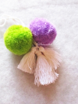 พู่+ปอมปอมแขวนกระเป๋าถักโครเชต์ pompom crochet