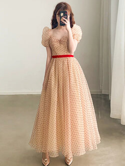 ชุดราตรี ชุดราตรีสวยหรู แบบ ทันสมัย Evening dress