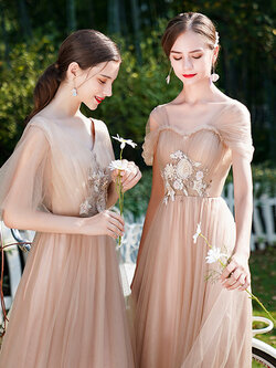 ชุดเพื่อนเจ้าสาว ชุดไปงานแต่งงาน