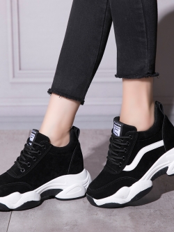 รองเท้าผ้าใบเสริมส้นสูง รองเท้าผ้าใบเสริมส้นสูงสไตล์เกาหลี ส่งฟรี EMS