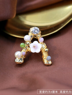 เข็มกลัด เข็มกลัดสวยๆ เข็มกลัดติดเสื้อ Brooch