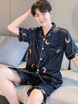 ชุดนอนผู้ชาย